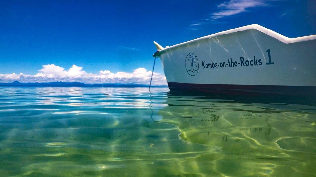 Komba On The Rocks クンバ島 エクステリア 写真